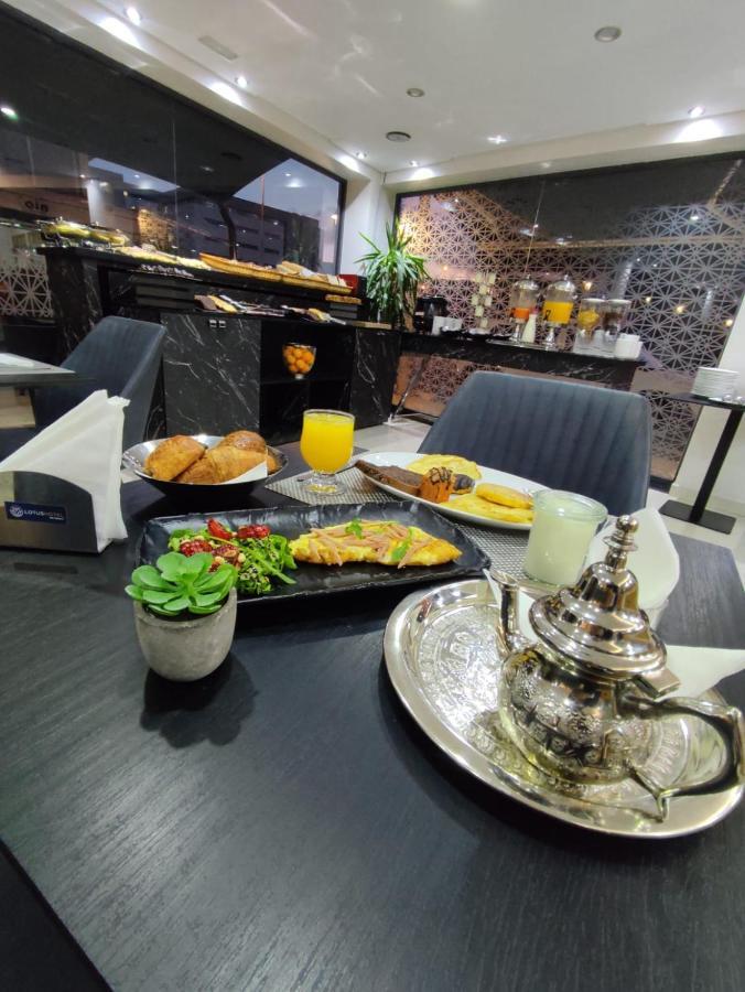 Lotus Casanearshore Hotel 2*