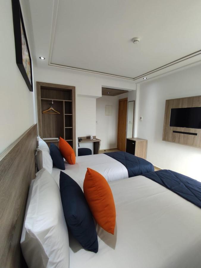 Lotus Casanearshore Hotel 2*